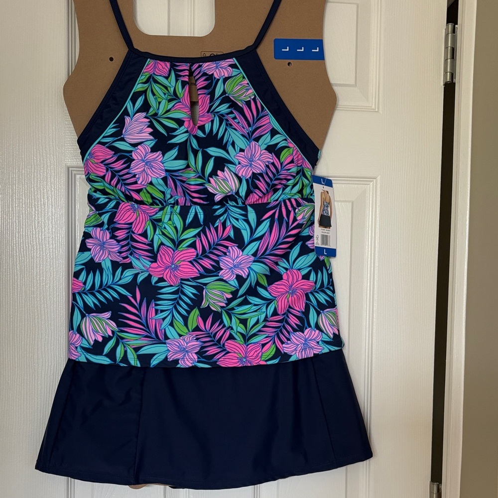 NWT Ellen Tracy Floral Tankini Swimsuit